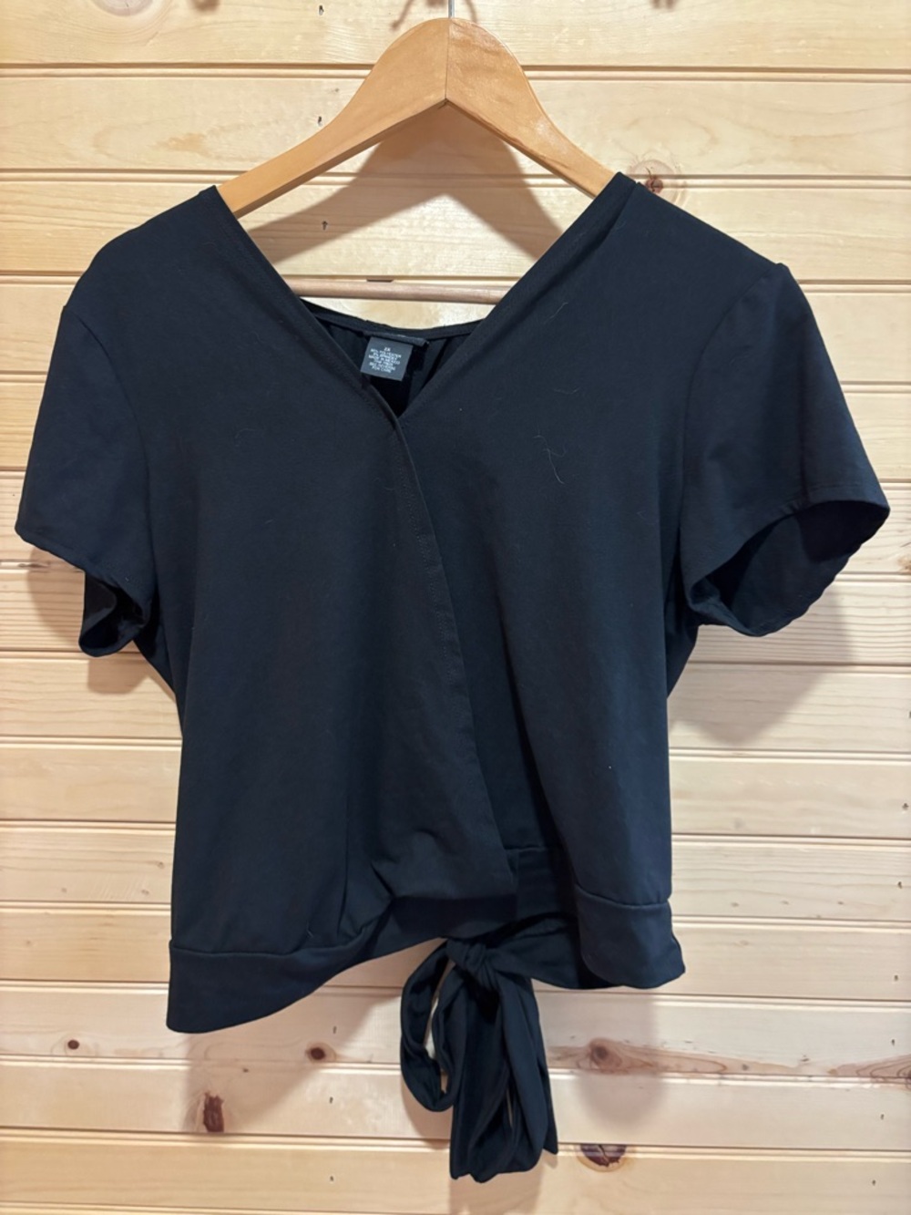 Black Tie-back Women's Top